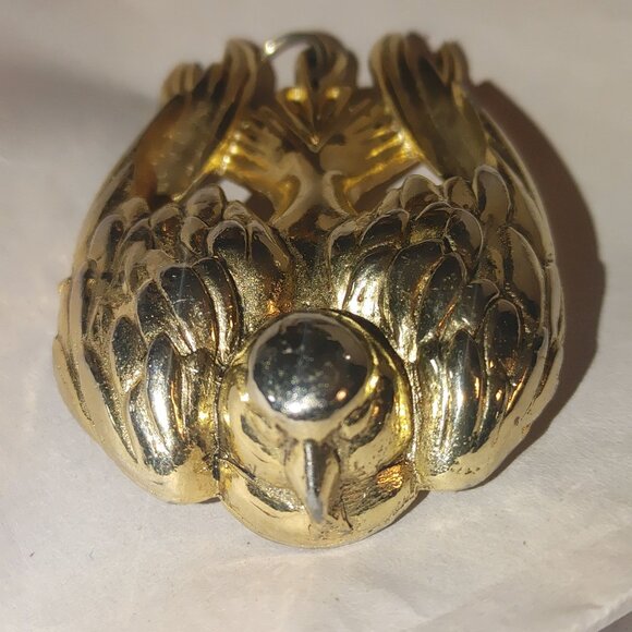 Lisner Peace Dove Pendant Vintage Gold Tone Phoenix Bird Textured Back Design - Picture 7 of 10